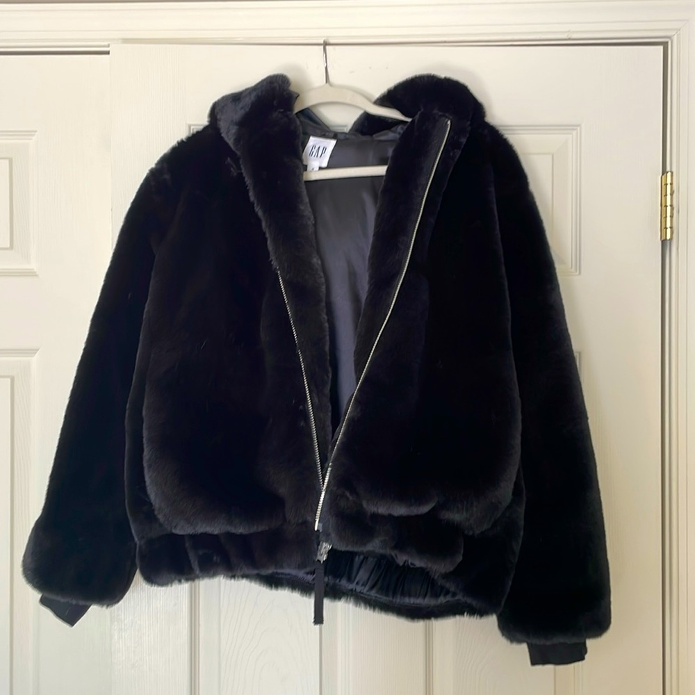 GAP faux fur bomber jacket with hoodie size medium